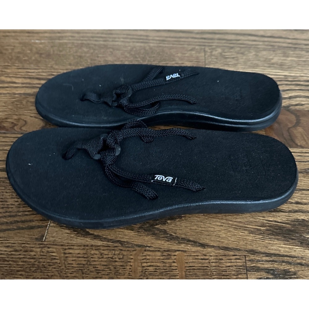 Teva Voya Tri-Flip Women Size 7 Black Strappy Flip Flop Mush Sole Comfort Beach